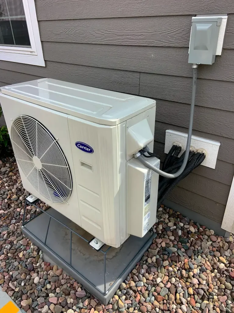 External heat exchanger of an air-source heat pump for both heating and cooling