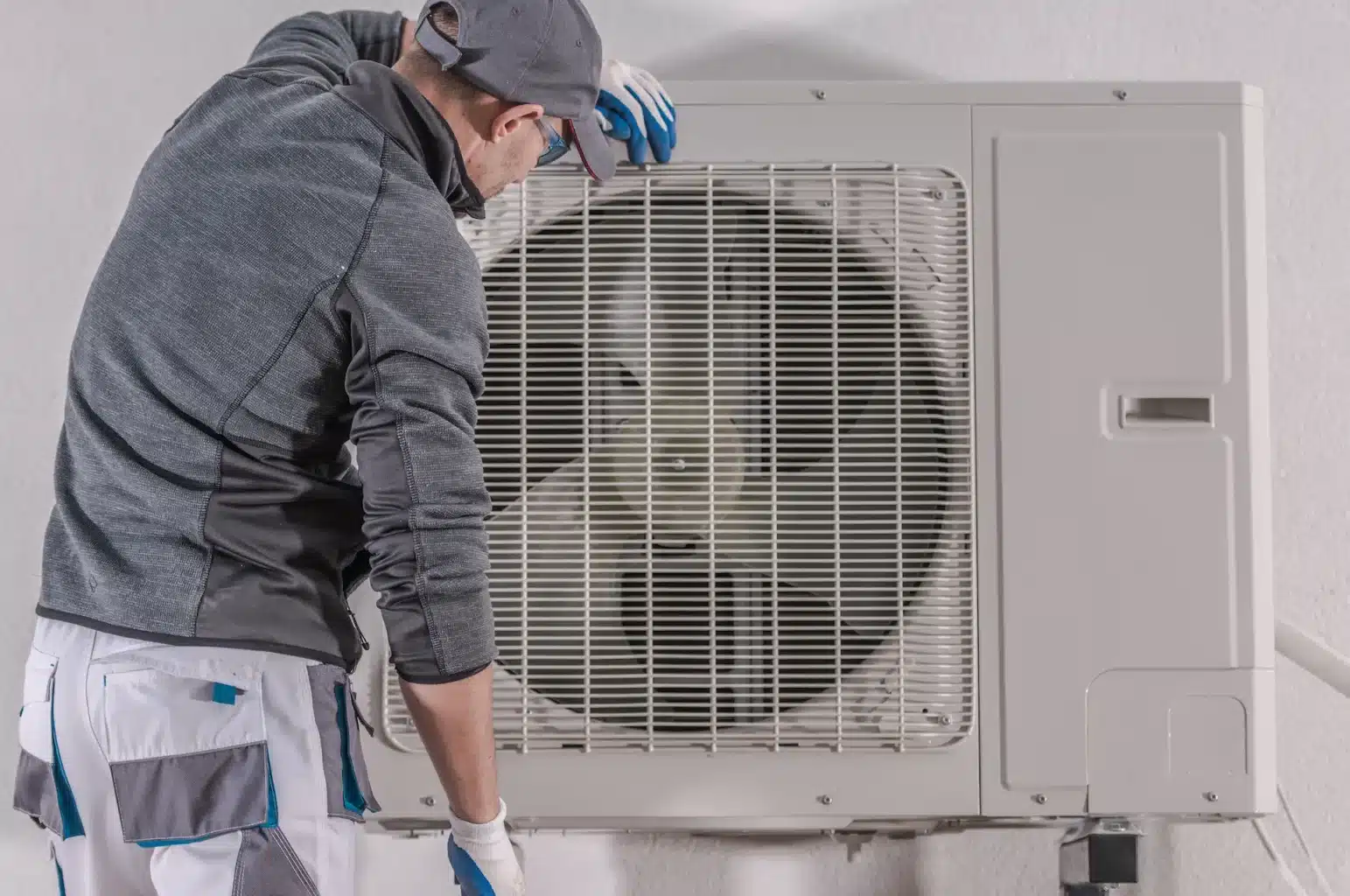 heat pump installation by hvac technician